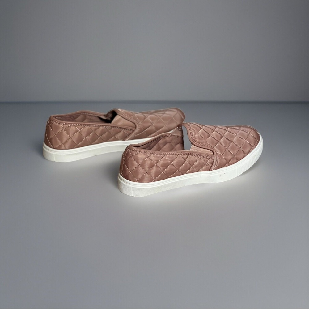 Women’s Light Pink Slip On Type Time And Tru Shoes. Brand New, Never Worn.